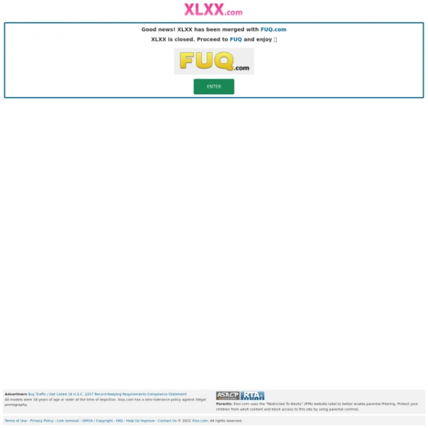 XLXX com on freeporned.com